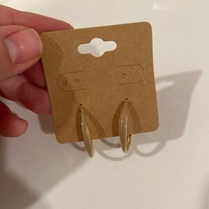 NWT Elegant Gold / Mocha Hoop Earrings